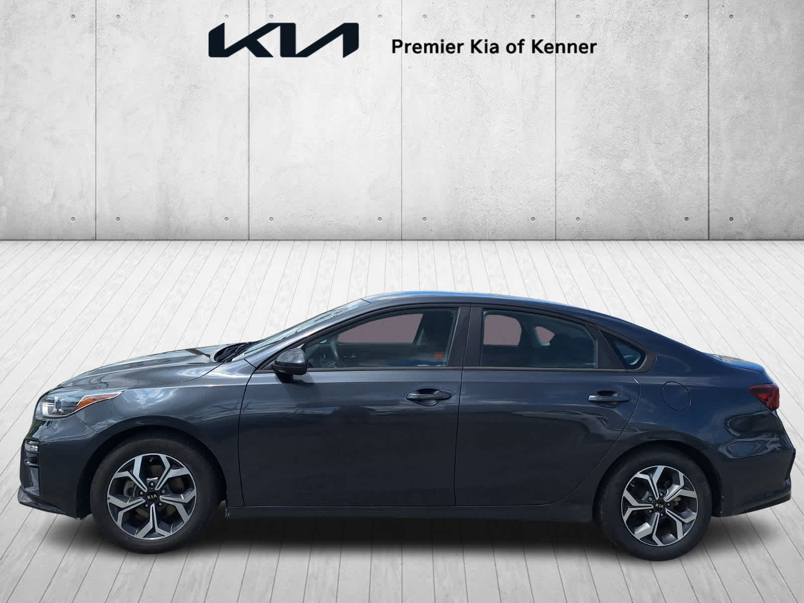 2020 Kia Forte LXS photo 2