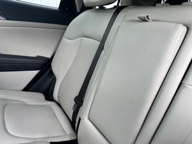 2023 Kia Sportage EX photo 13