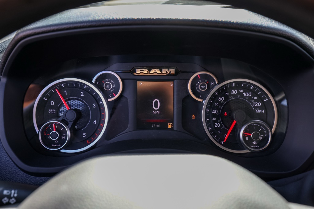 New 2026 Silver-Zynith Exterior Paint RAM Tradesman image 26