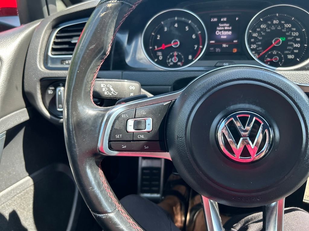 2015 Volkswagen Golf GTI S photo 18