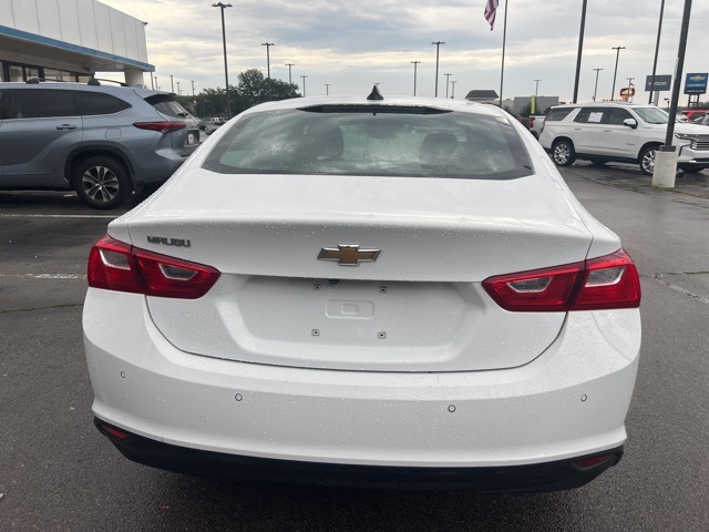 2024 Chevrolet Malibu LS photo 2