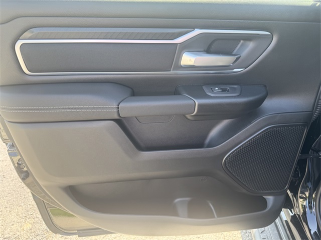 2025 Ram 1500 Big Horn photo 13