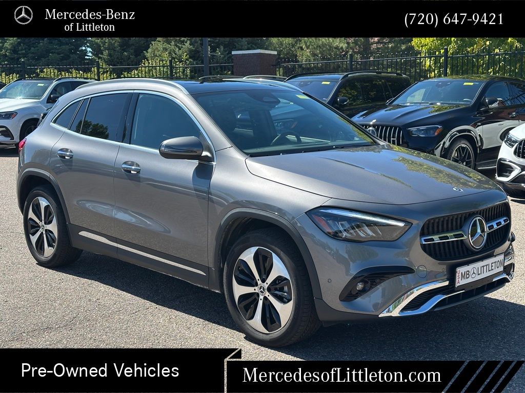 2025 Mercedes Benz GLA 250 4MATIC photo 4