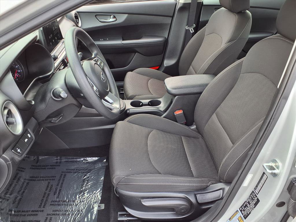 2020 Kia Forte LXS photo 3