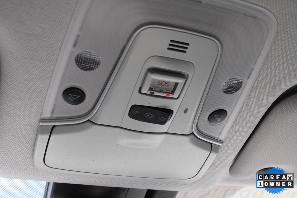 2017 Toyota Prius Four photo 27