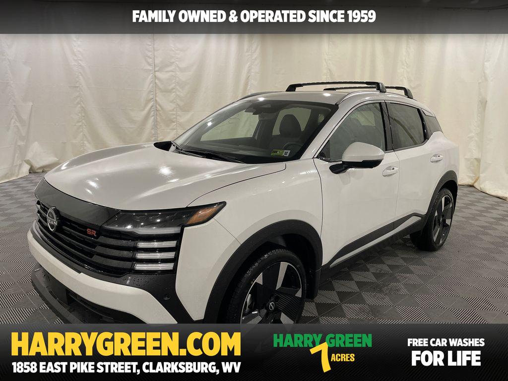 2025 Nissan Kicks SR AWD's photo