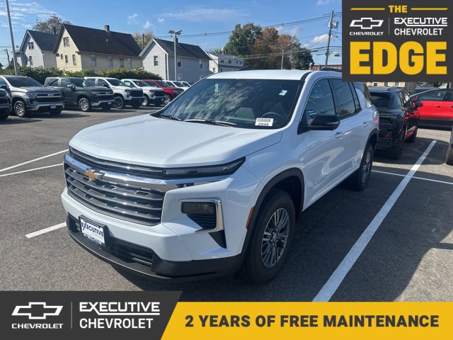 2026 Chevrolet Traverse LT's photo