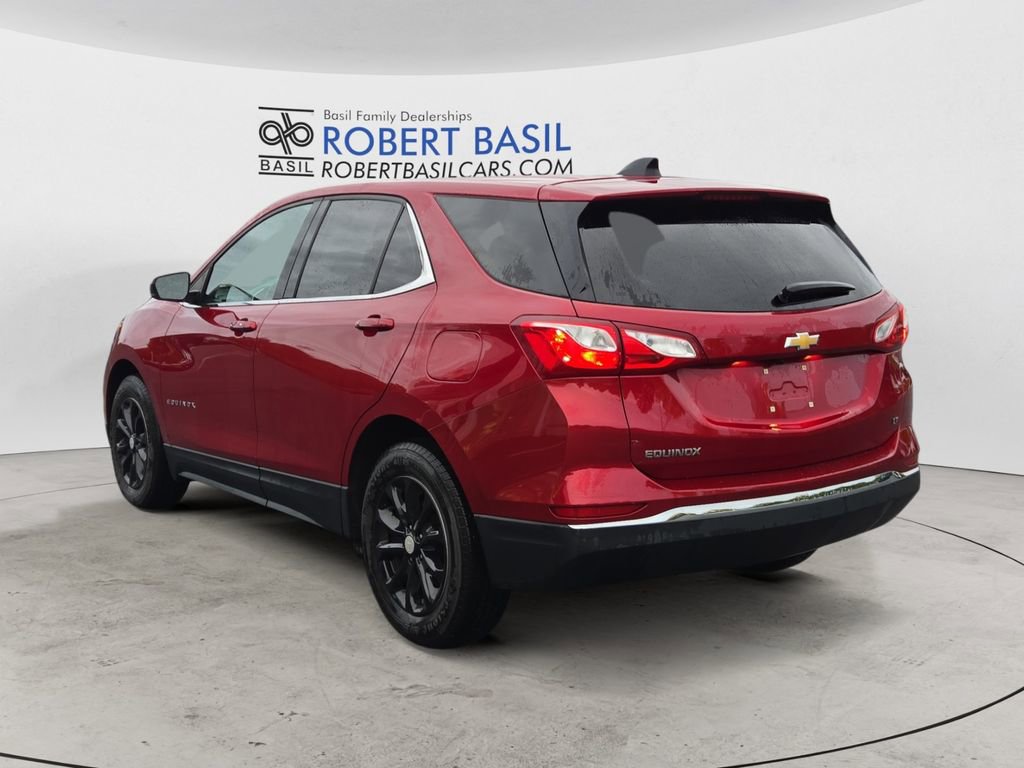 2020 Chevrolet Equinox LT photo 2