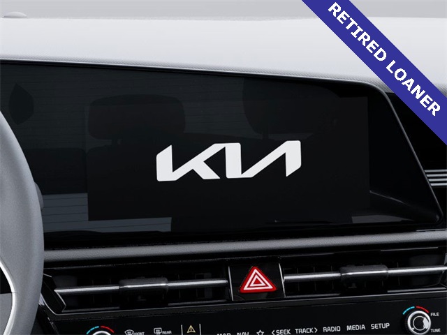 2025 Kia Niro EX photo 12