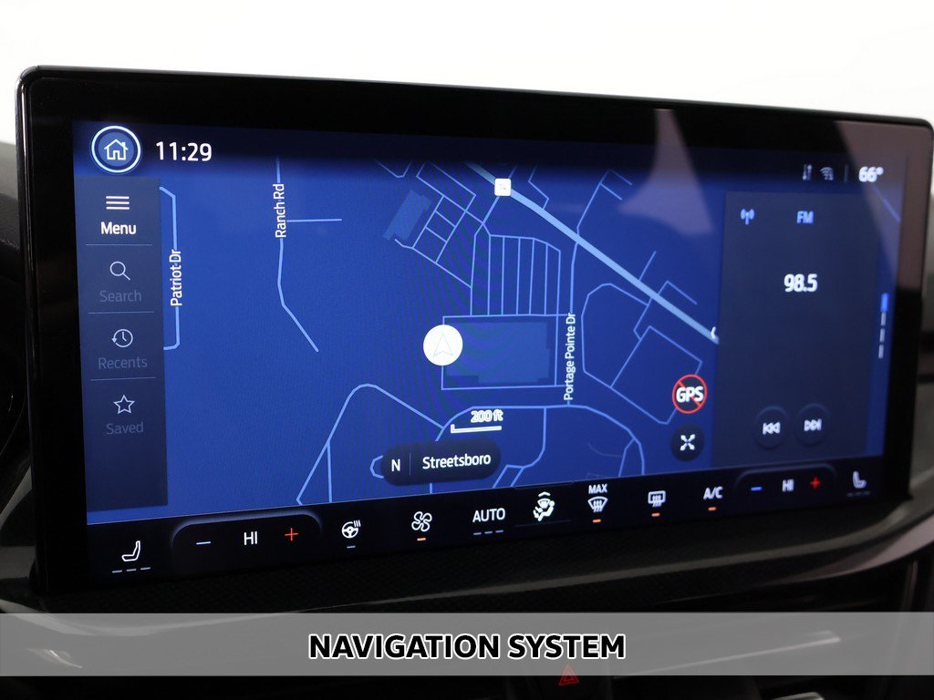 2024 Ford Escape Hybrid ST-Line Select photo 2