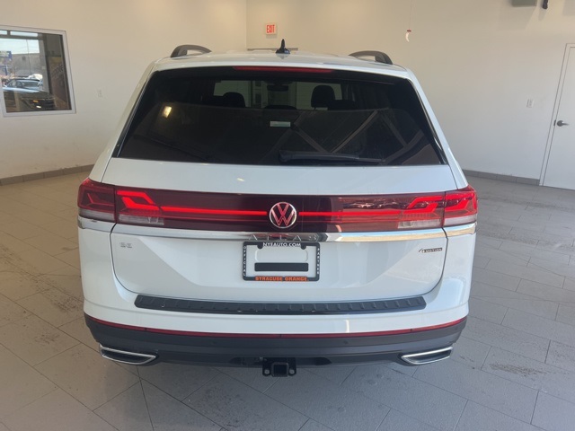 2025 Volkswagen Atlas SE Technology photo 4