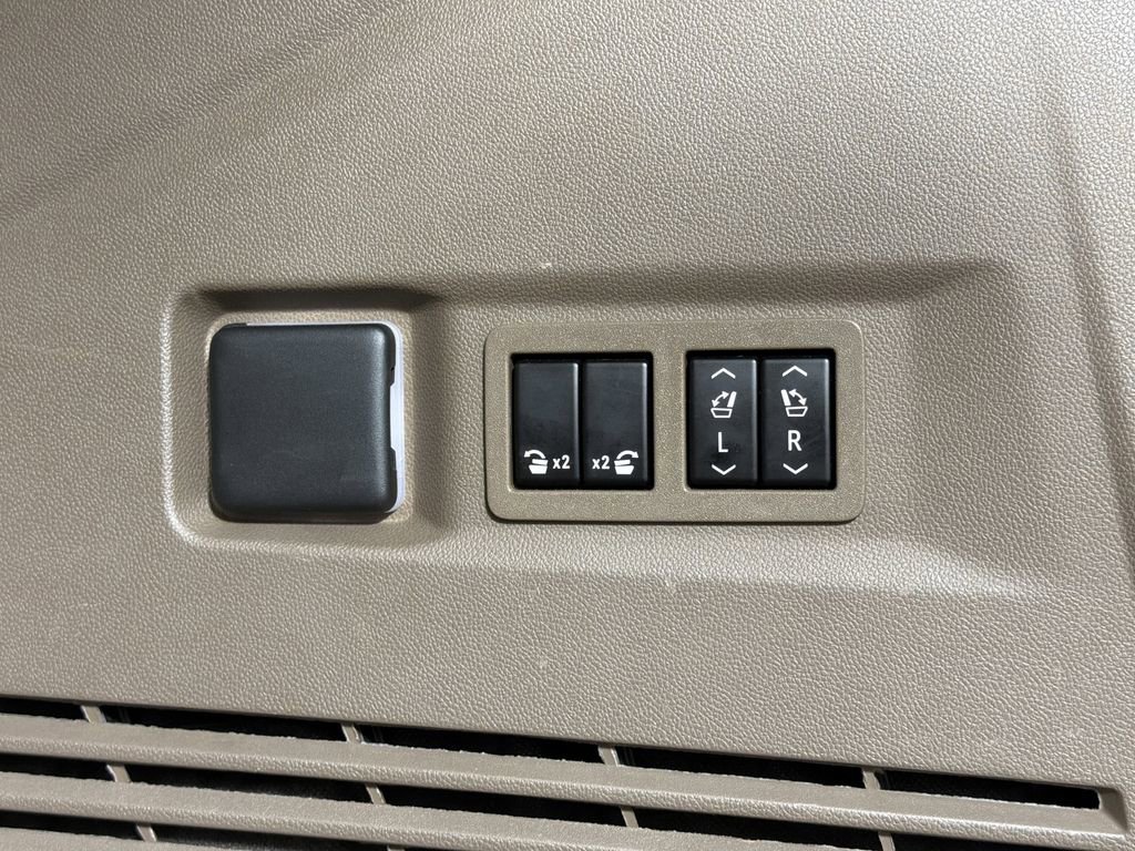 2022 Gmc Yukon Denali photo 16
