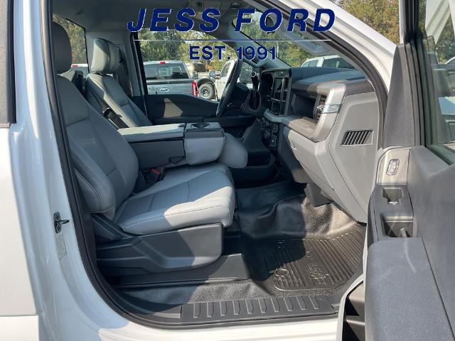 2026 Ford F-550 XL photo 9