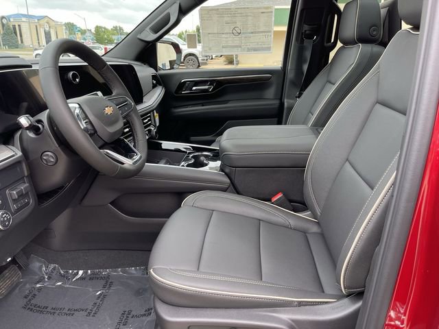 2025 Chevrolet Tahoe Premier photo 3