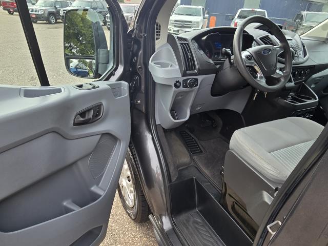 2017 Ford Transit photo 11