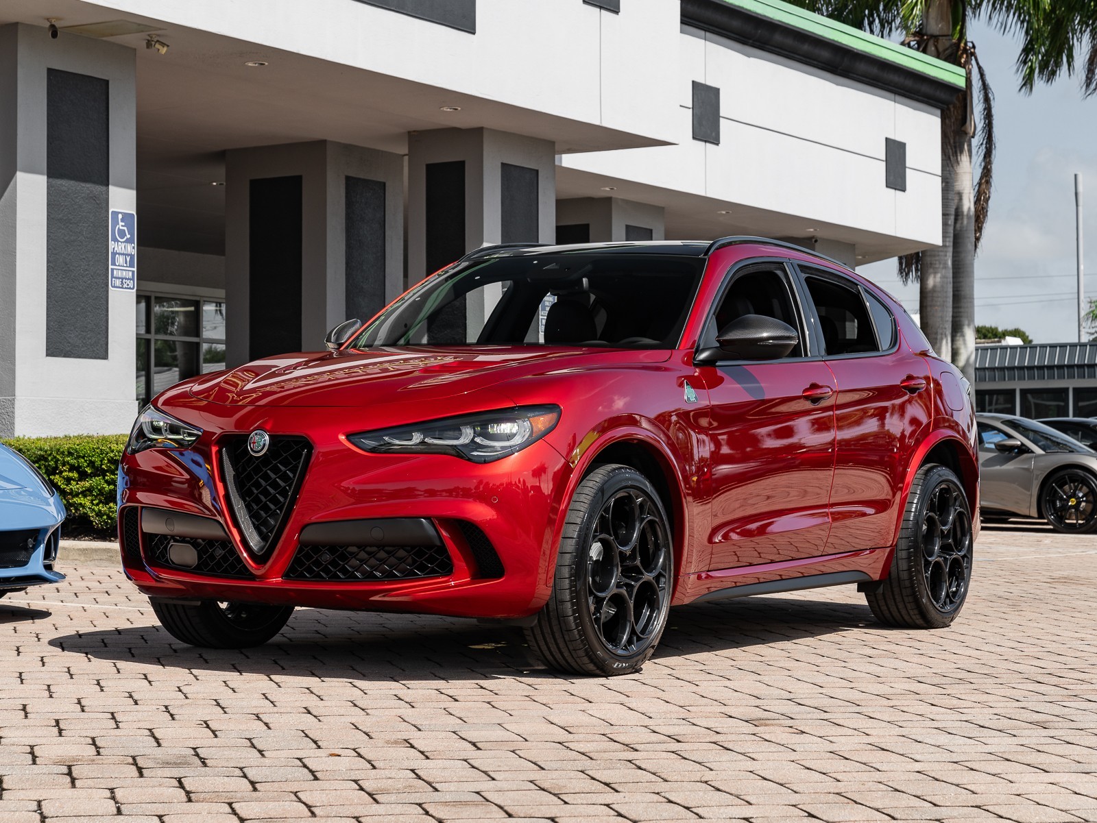 2024 Alfa Romeo Stelvio Quadrifoglio photo 31