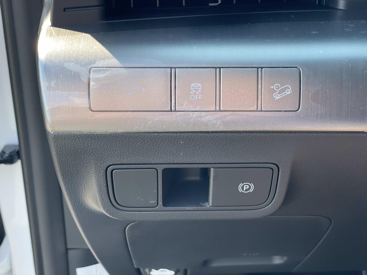 2026 Hyundai Kona SEL photo 13
