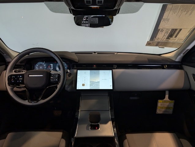 2025 Land Rover Range Rover Velar S photo 11