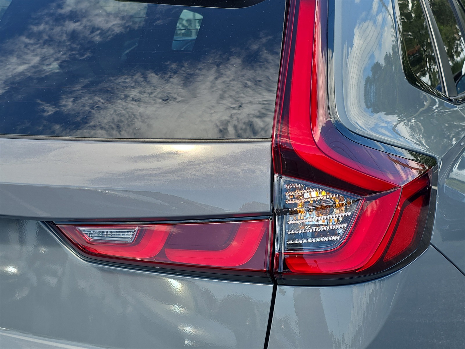 2026 Honda CR-V Hybrid Sport-L photo 8