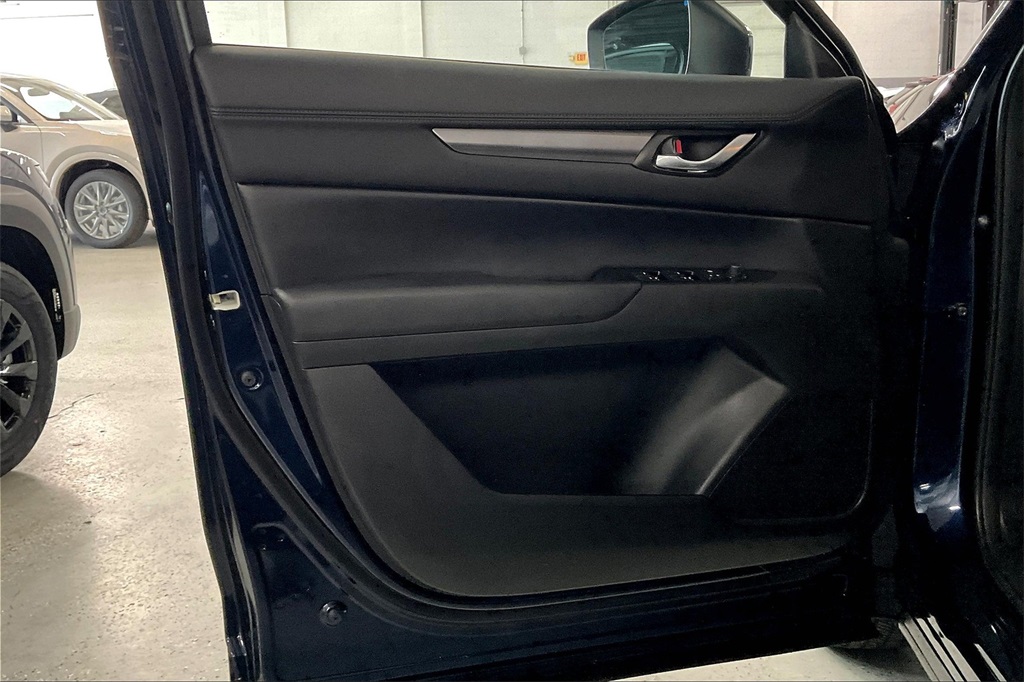 2025 Mazda CX-5 2.5 Select photo 22