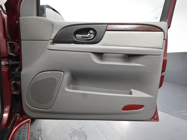 2009 Gmc Envoy Denali photo 36