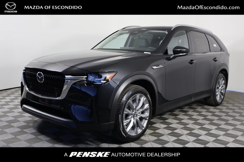 2026 Mazda CX-90 Preferred Package's photo