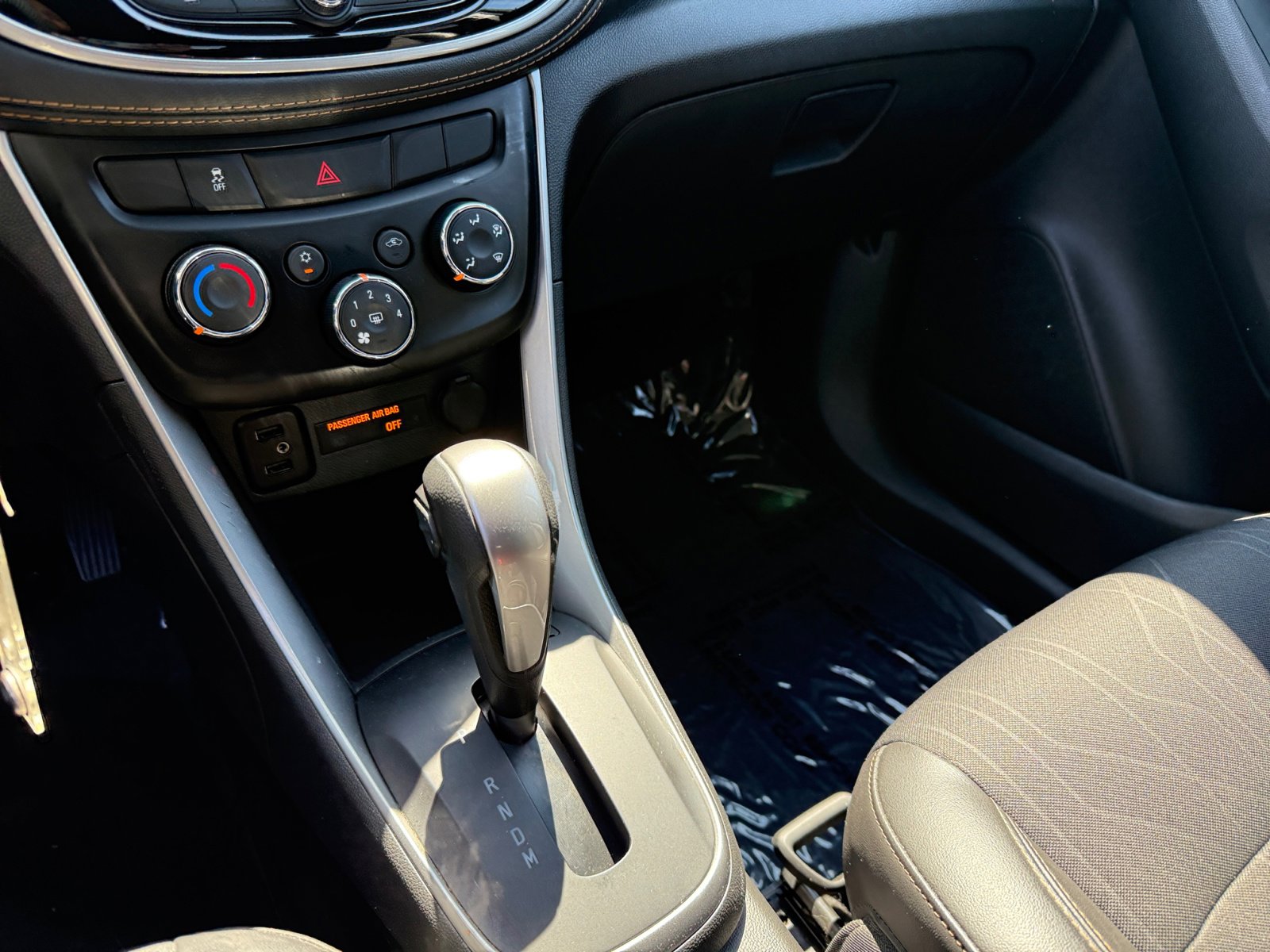 2021 Chevrolet Trax LT photo 13
