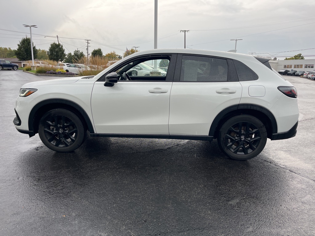 2023 Honda HR-V Sport photo 3