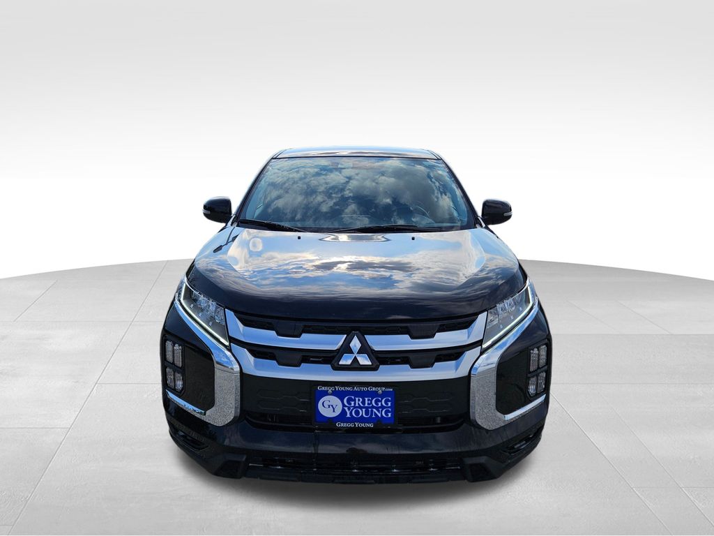 2024 Mitsubishi Outlander Sport SE photo 2