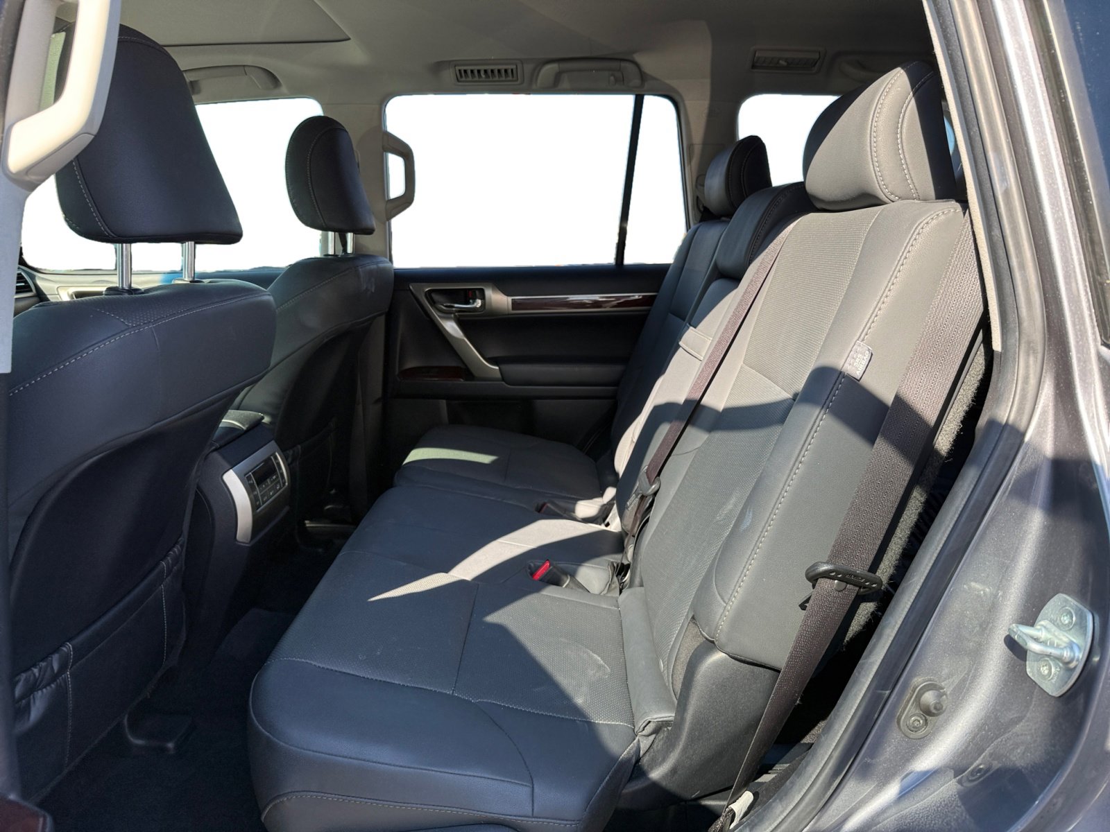2019 Lexus GX 460 Premium photo 16