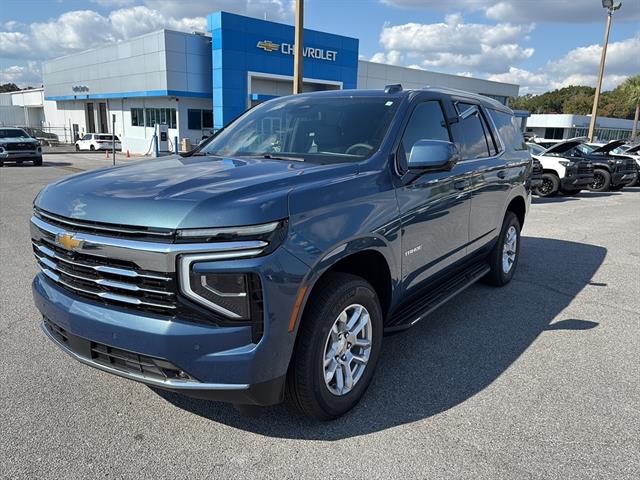 2025 Chevrolet Tahoe LT photo 3