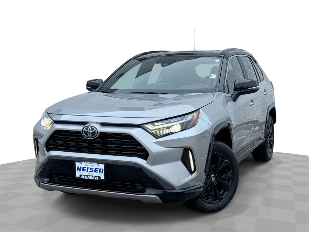 2022 Toyota RAV4 XSE's photo