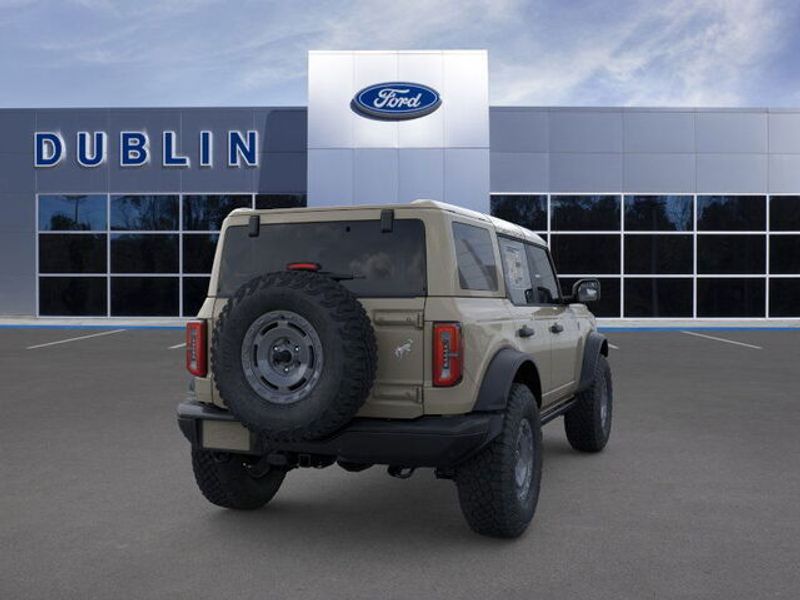 2025 Ford Bronco Badlands photo 8