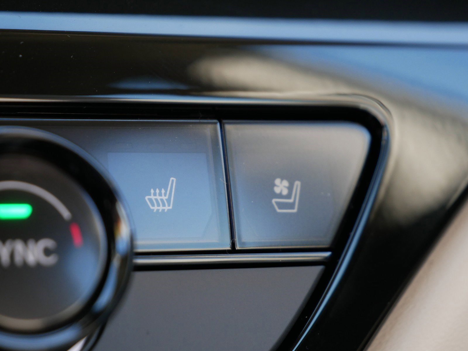 2025 Honda Accord Hybrid Touring photo 22