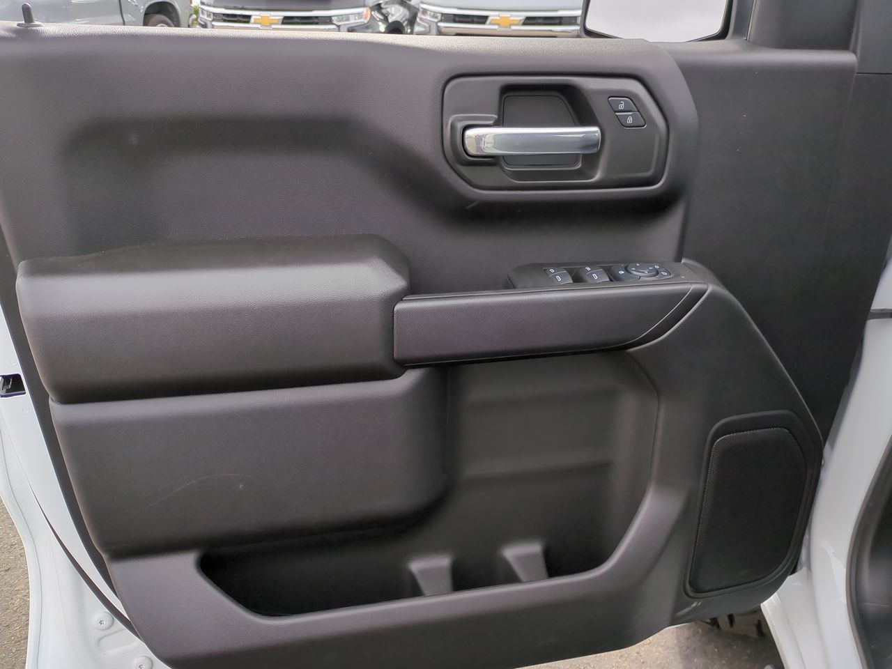 2025 Chevrolet Silverado 1500 Custom photo 21