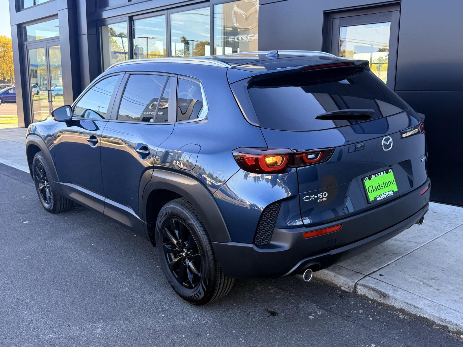 2025 Mazda CX-50 2.5 S Premium photo 4