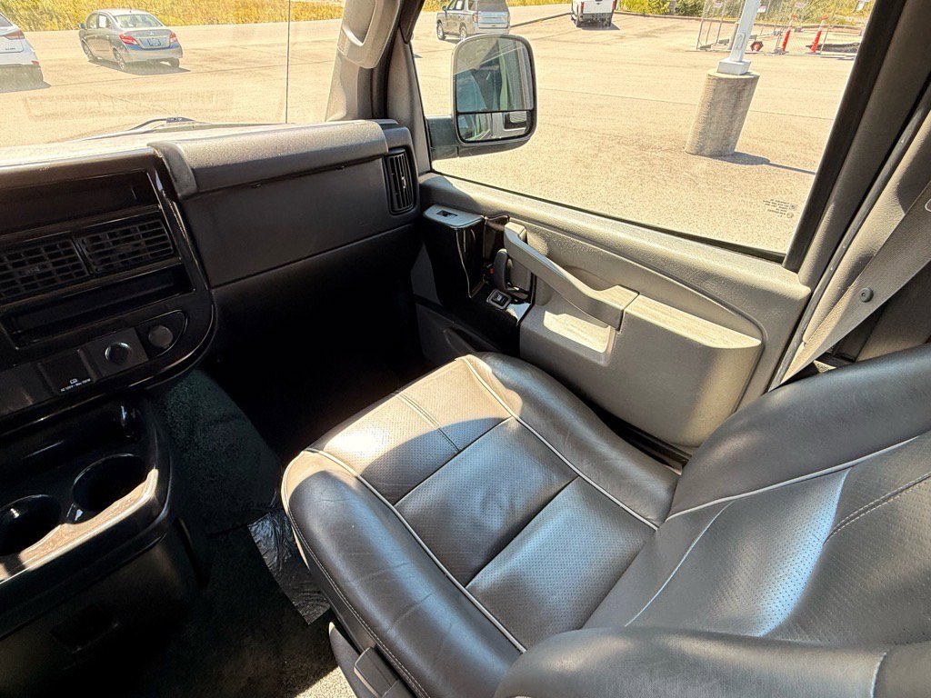 2016 Chevrolet Express 2500 Work Van Cargo photo 14
