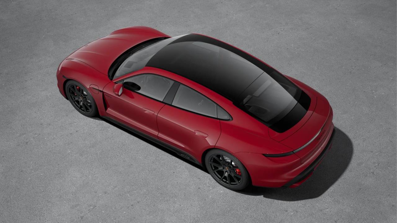 2026 Porsche Taycan GTS photo 4