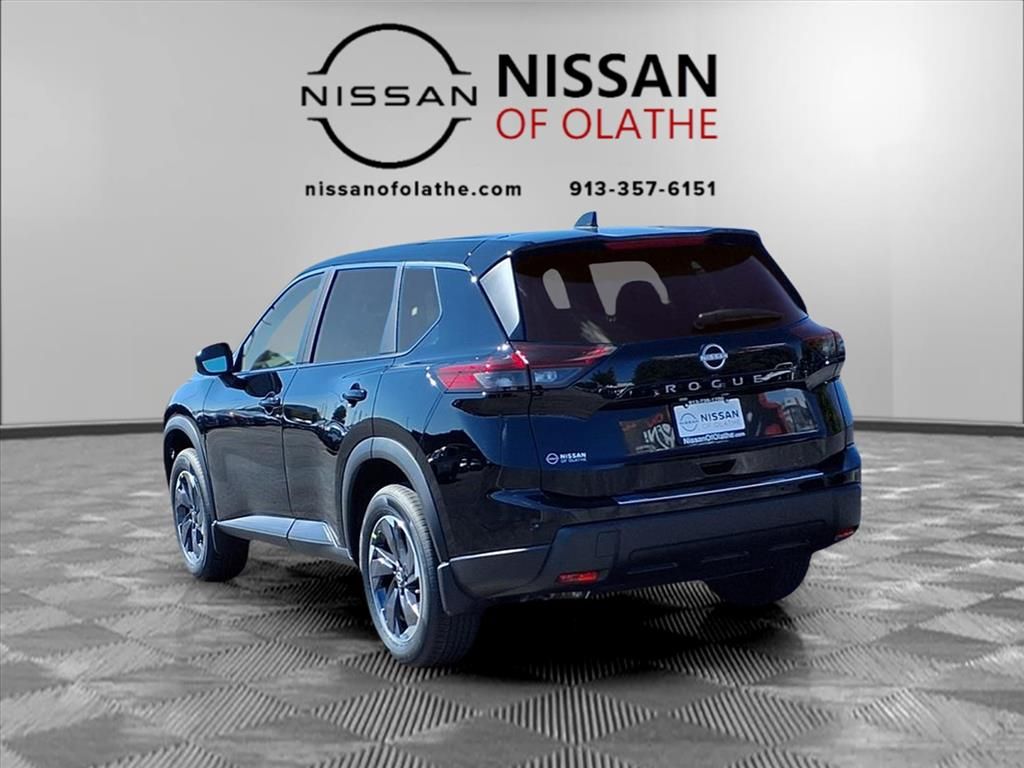2026 Nissan Rogue SV photo 3