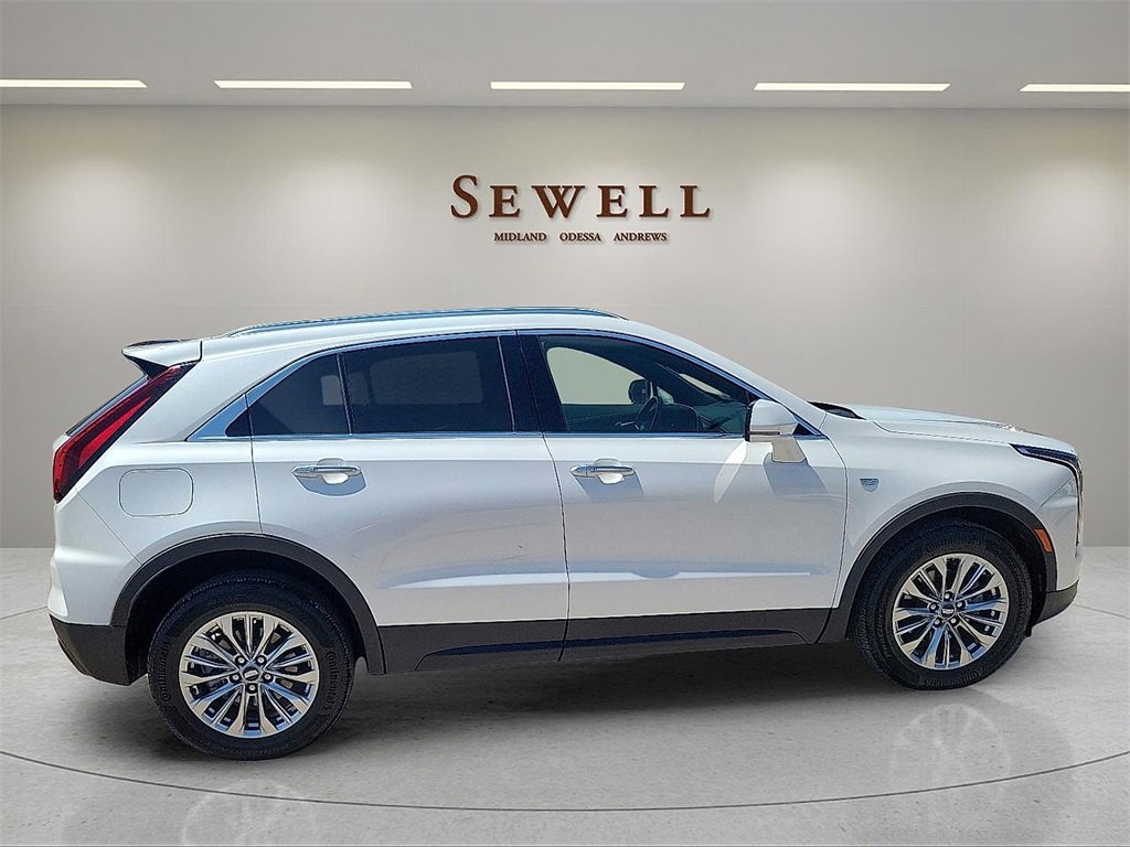 2024 Cadillac XT4 Premium Luxury photo 6