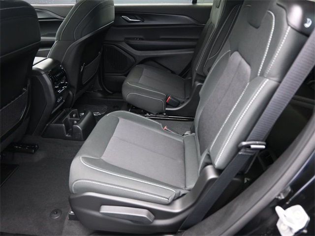 2025 Jeep Grand Cherokee L photo 15