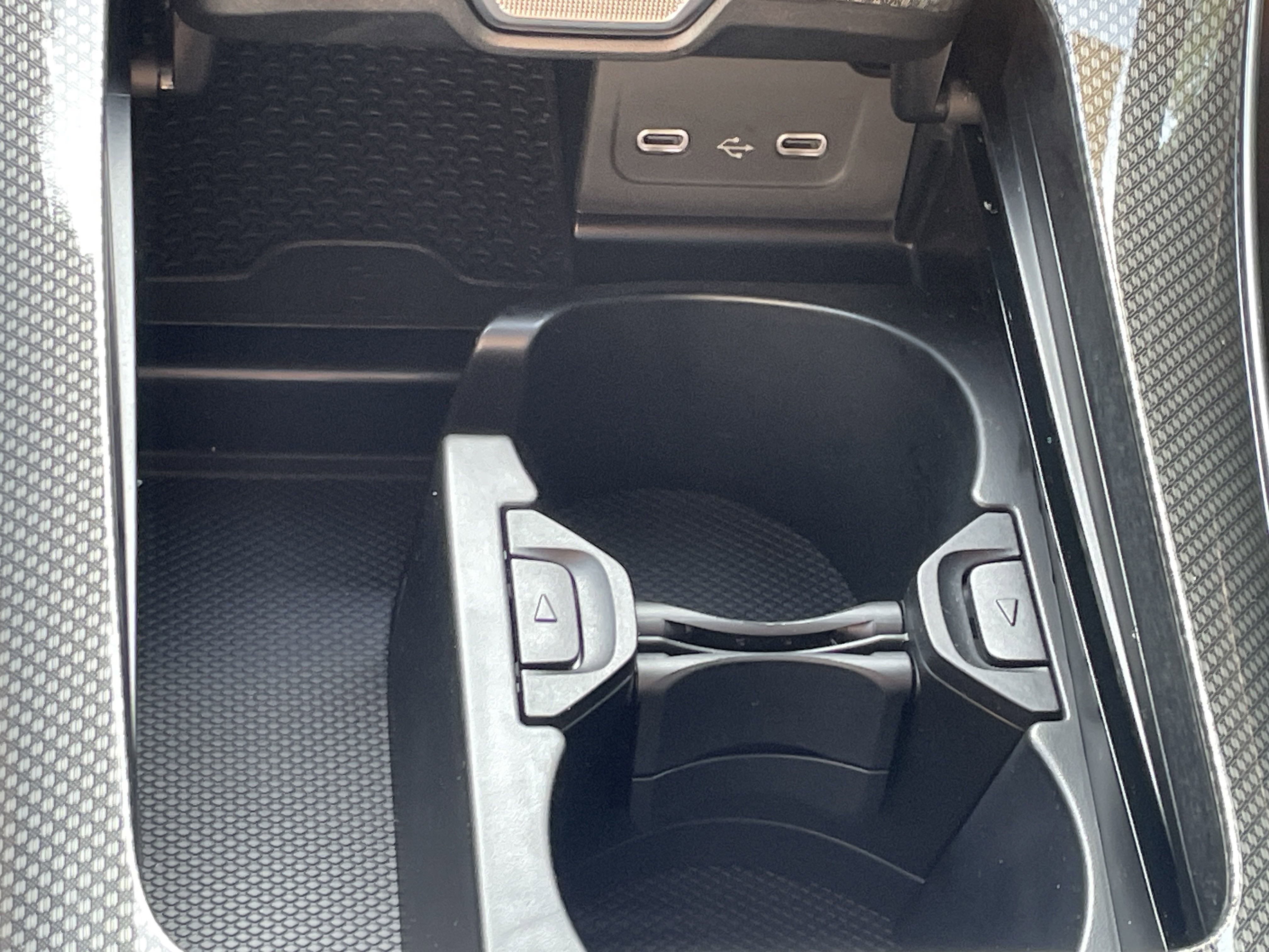 2026 Mercedes Benz CLE 300 4MATIC Coupe photo 12