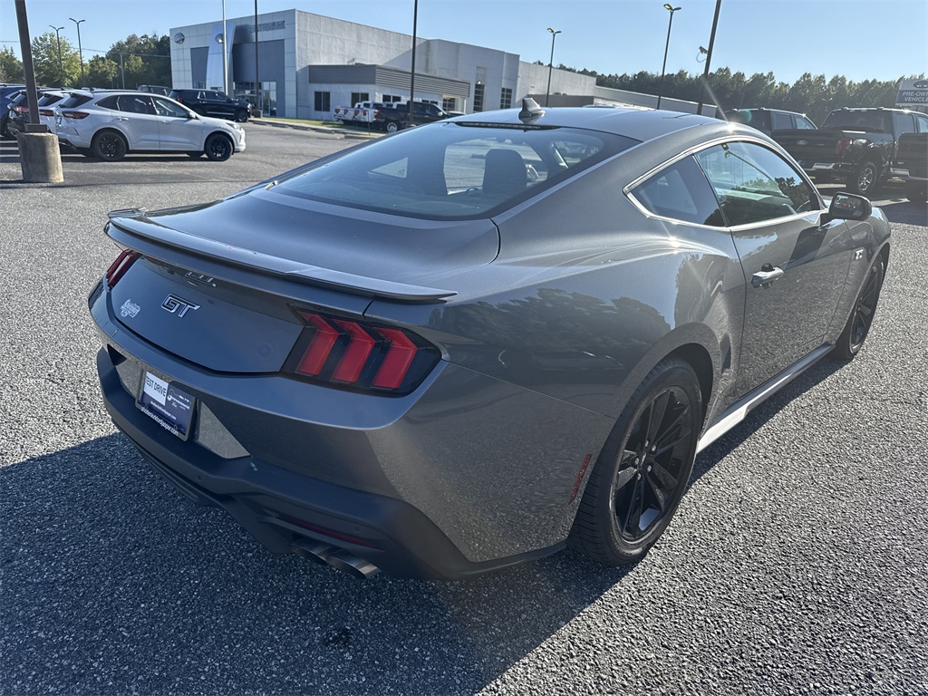2024 Ford Mustang GT photo 8