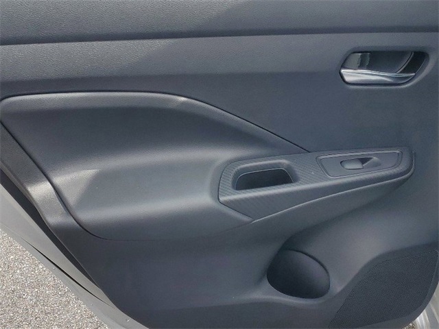 2025 Nissan Versa SV photo 25