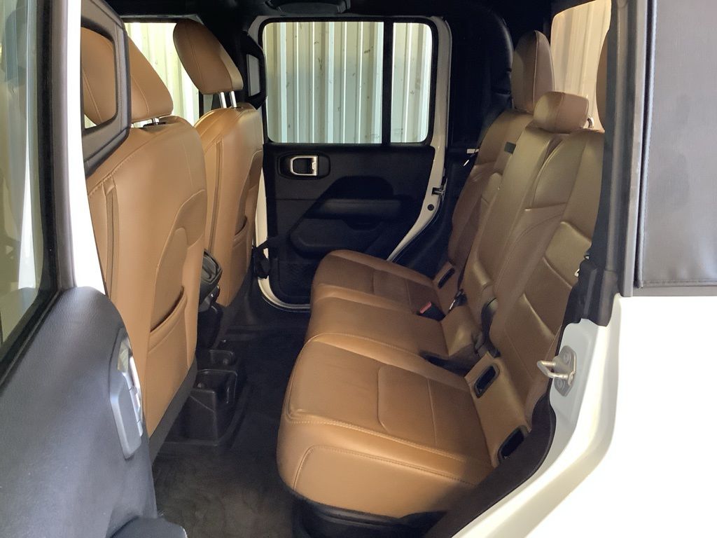 2020 Jeep Gladiator Overland photo 27