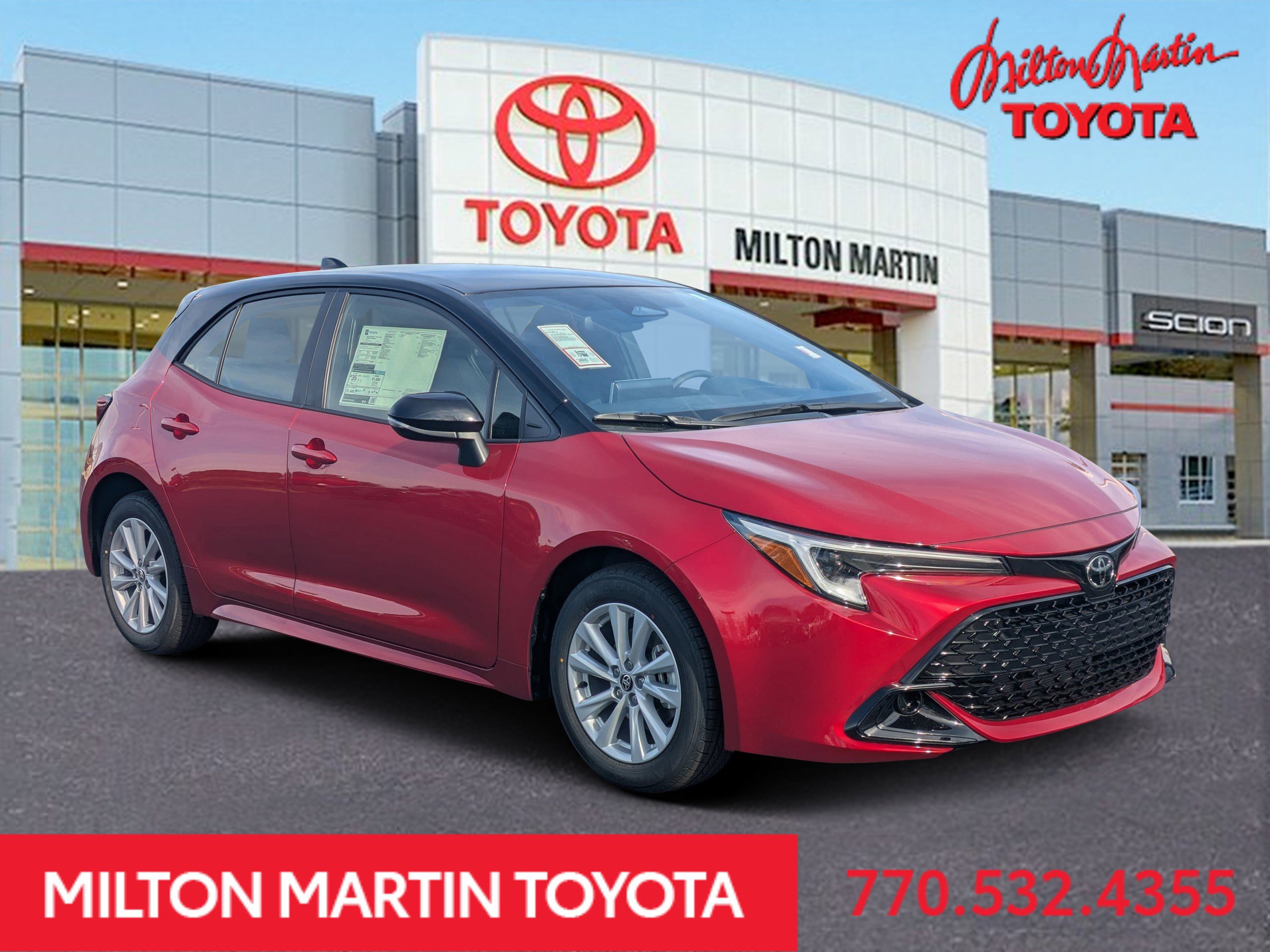 2026 Toyota Corolla Hatchback SE's photo