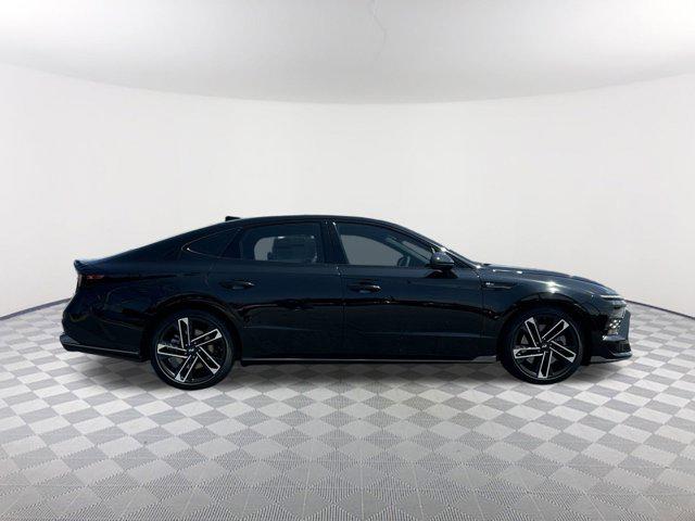 2025 Hyundai Sonata N Line photo 4