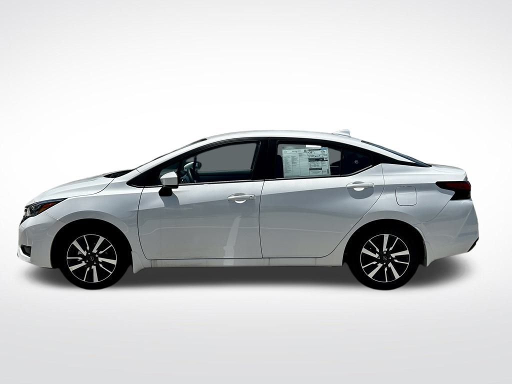 2025 Nissan Versa SV photo 3