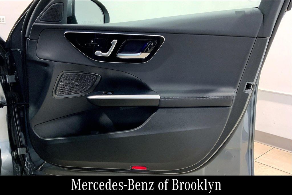 2023 Mercedes Benz C 300 4MATIC photo 22