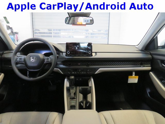 2025 Honda Accord LX photo 4